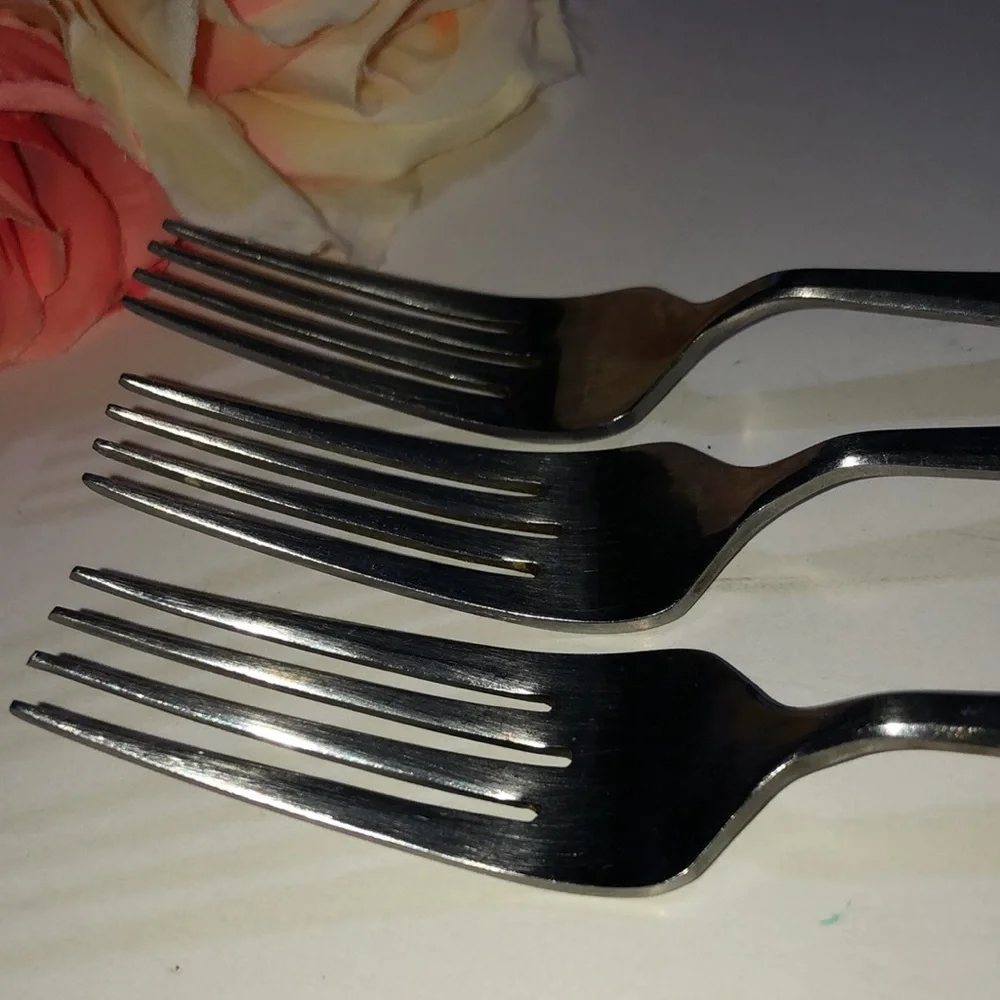 Easterling Stainless Japan RHINELAND Dinner forks set of three Replacements